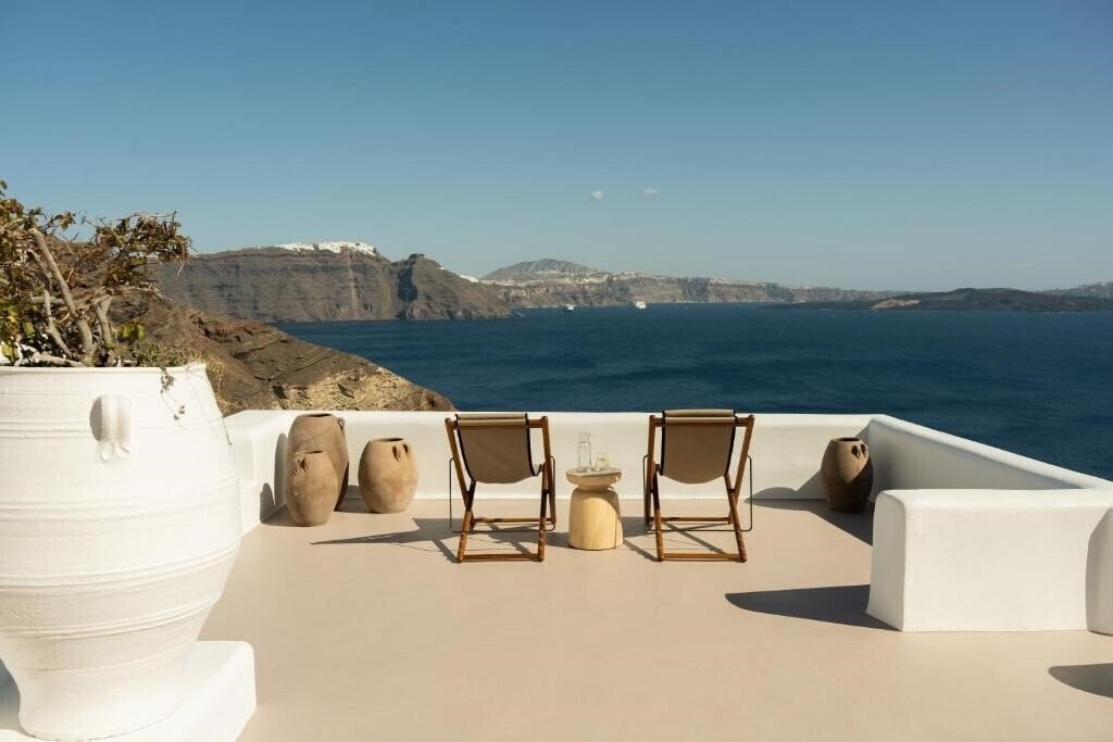 Изображение Canaves Oia Hotel Santorini 4*