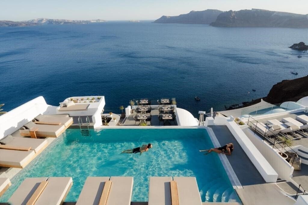 Отель La Perla Villas & Suites Adults Only 5*