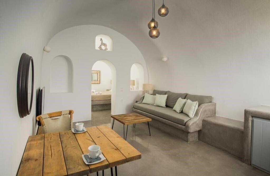 Картинка Aqua Serenity Luxury Suites 4*