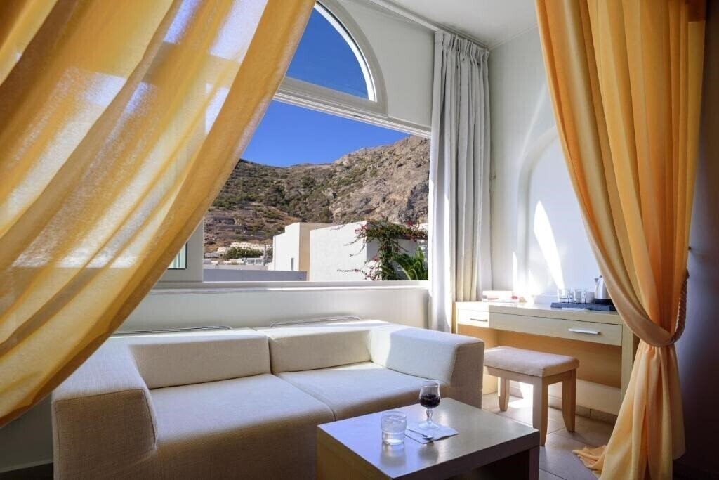 Отель Afroditi Venus Beach Hotel & SPA 4*