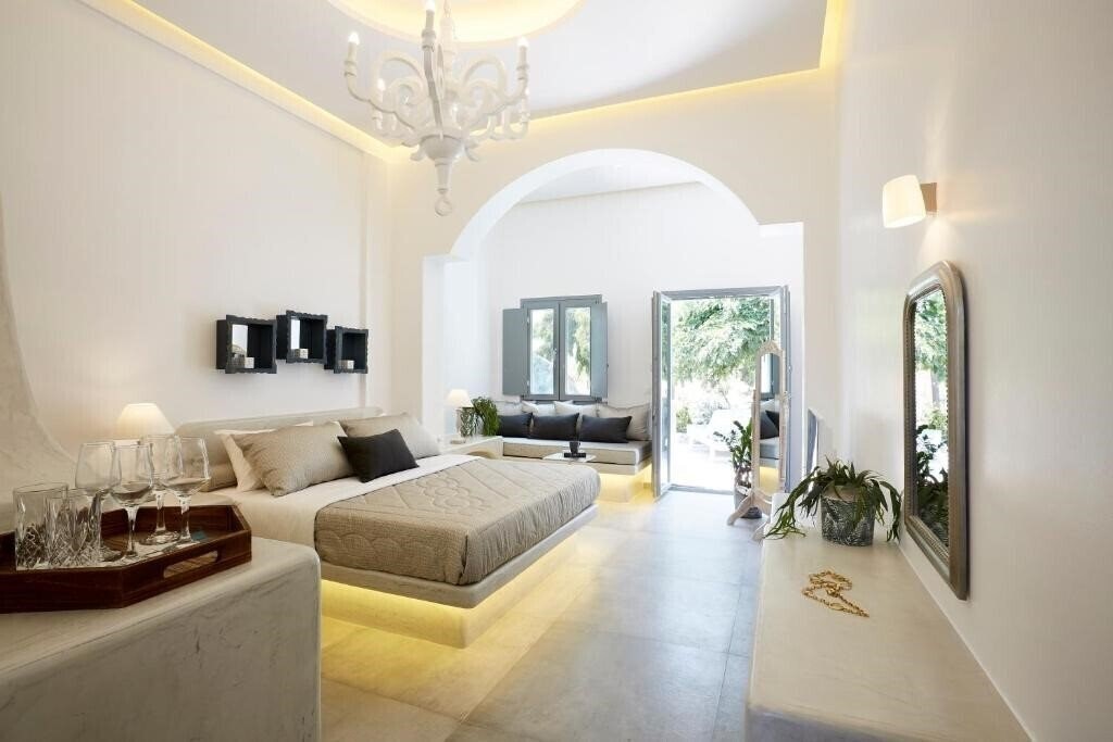 Картинка Amara Suites Santorini 4+* 4*