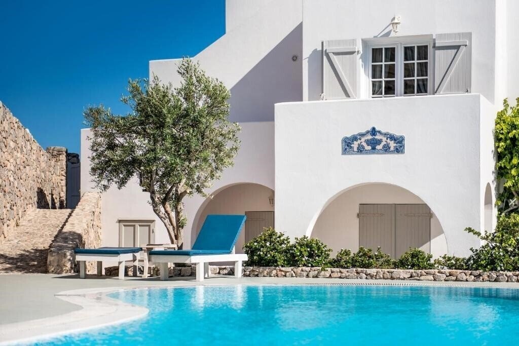 Картинка Lava Rock Villa 3*
