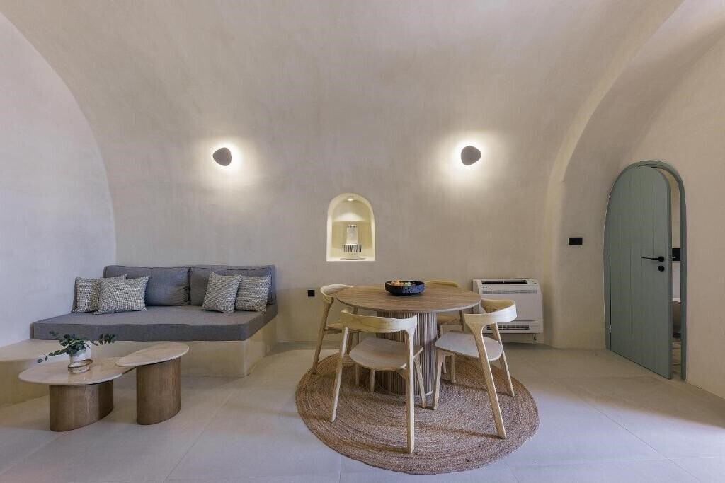 Картинка Annouso Villa 3*