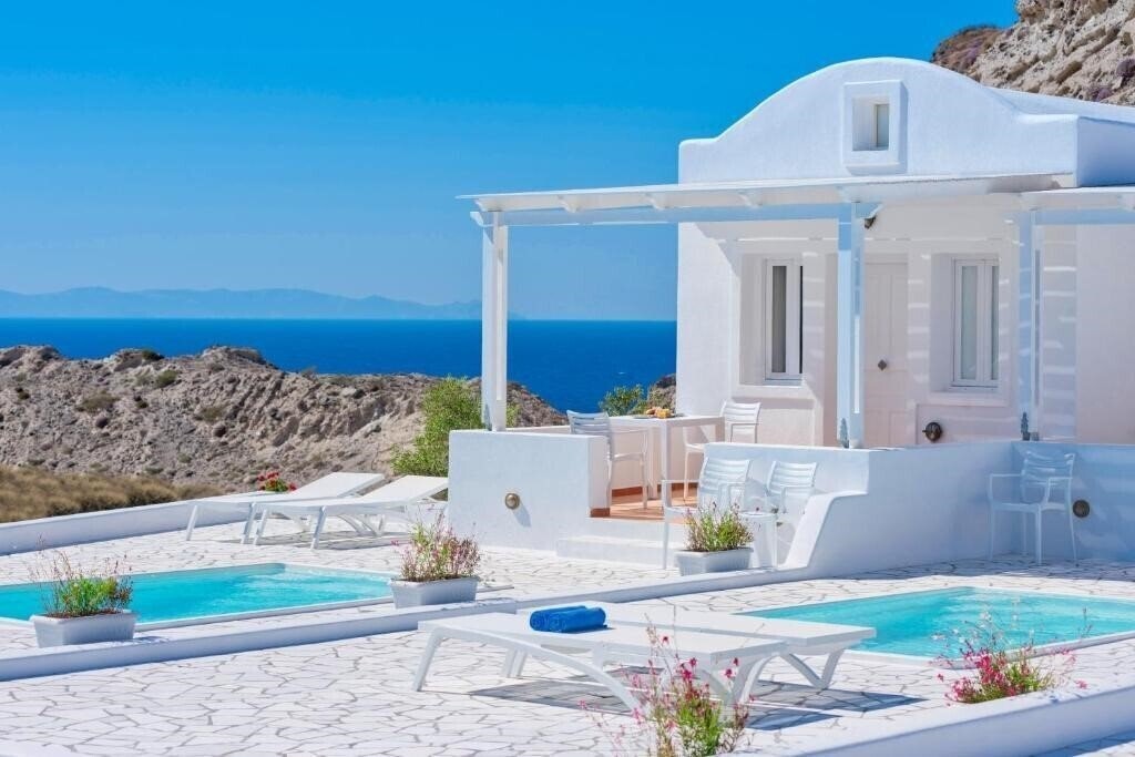 Отель Katharos Villas 3*