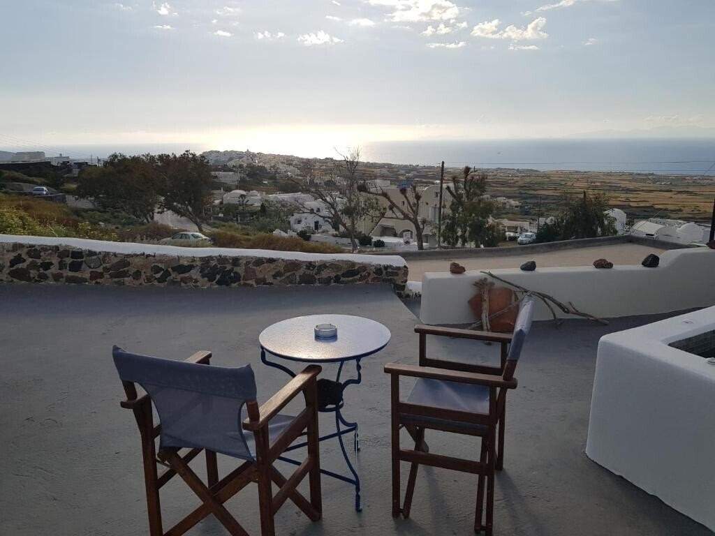 Картинка Alonistra Oia Houses 3*