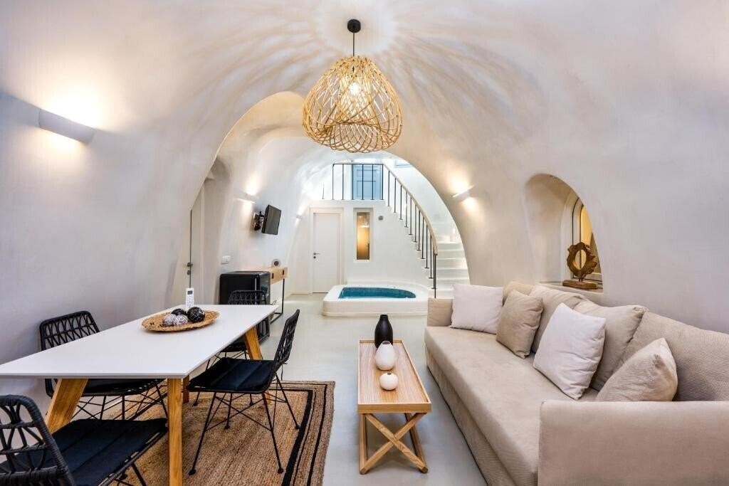Фото Hill Suites Santorini 3*