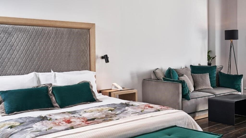 Изображение Katikies Garden Santorini The Leading Hotels of The World Fira 5*