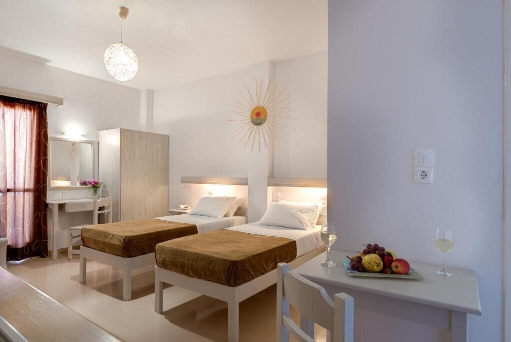 Фото Kamarela Studios 3*