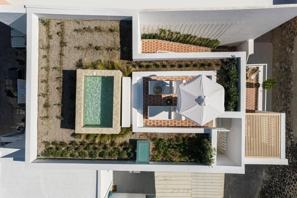 Отель Ethos Vegan Suites 5*