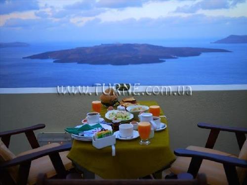 Фотография Adamis Majesty Suites 4*