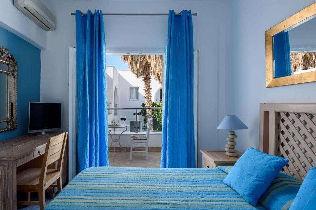 Фотография Alesahne Beach Hotel 3*