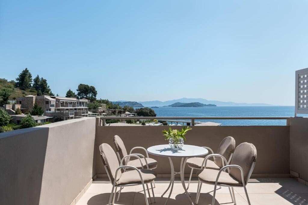 Фото Kassandra Bay Resort 5*