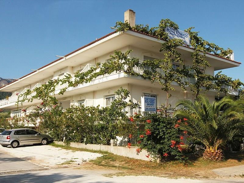 Отель Fourkos Hotel 2*