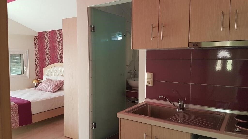 Фотография Rania Studios апартаменты