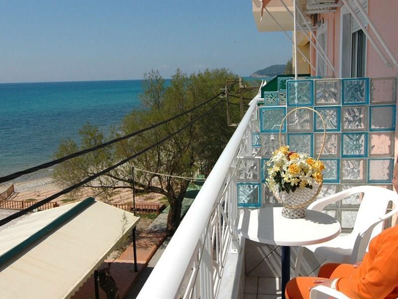 Фотография Molos Apartments 1*