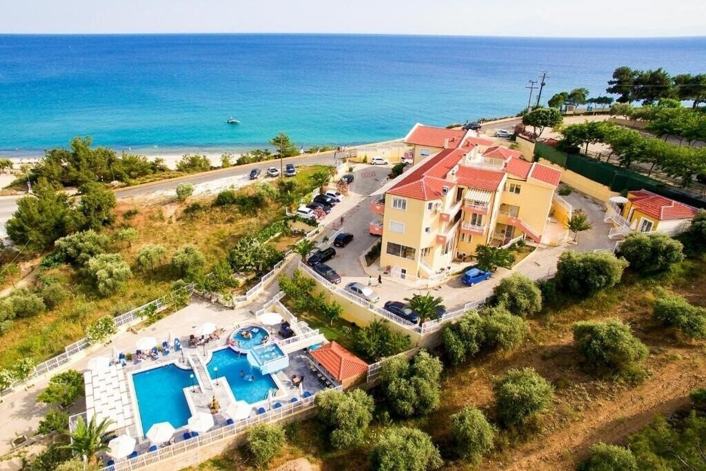 Отель Diamond 3*