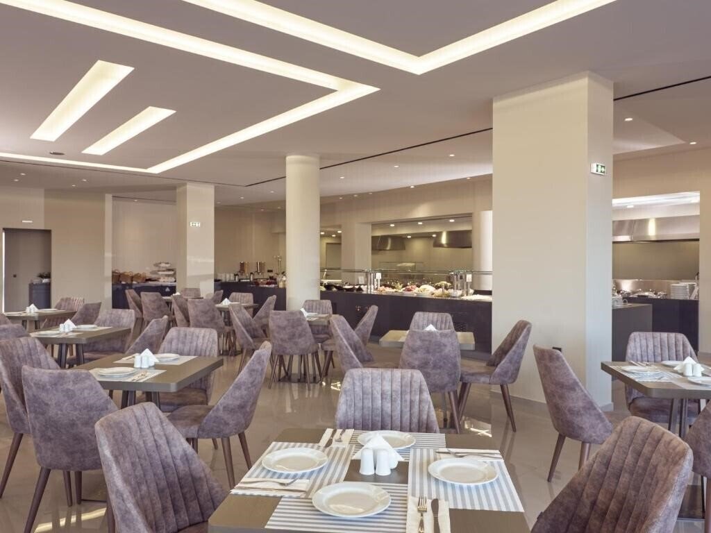 Фотография Zante Sun Resort & SPA 4*