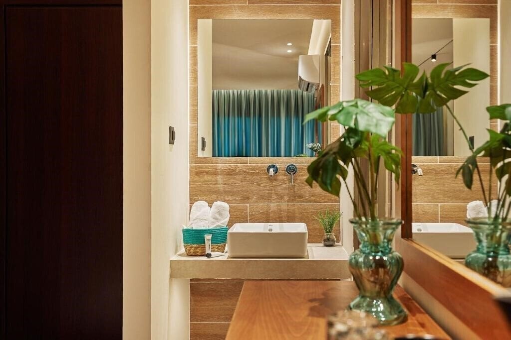 Фотография Letsos Hotel 3*