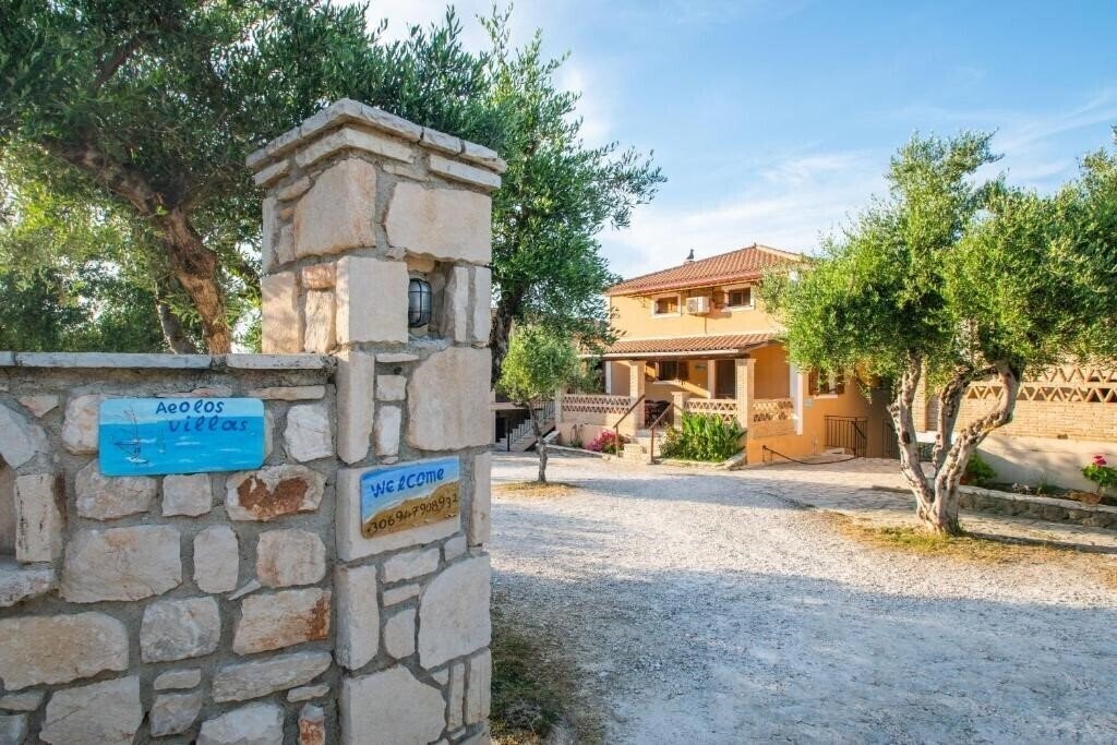 Фото Aeolos Zante Villas 3*