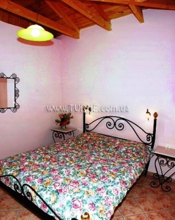 Отель Argastares Villas 2*