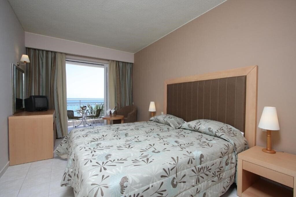 Фото Zakantha Beach 4*