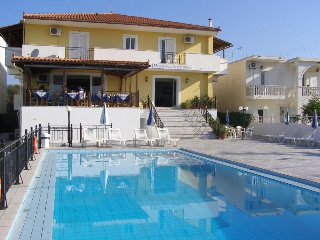 Отель Andreolas Beach Hotel 2*
