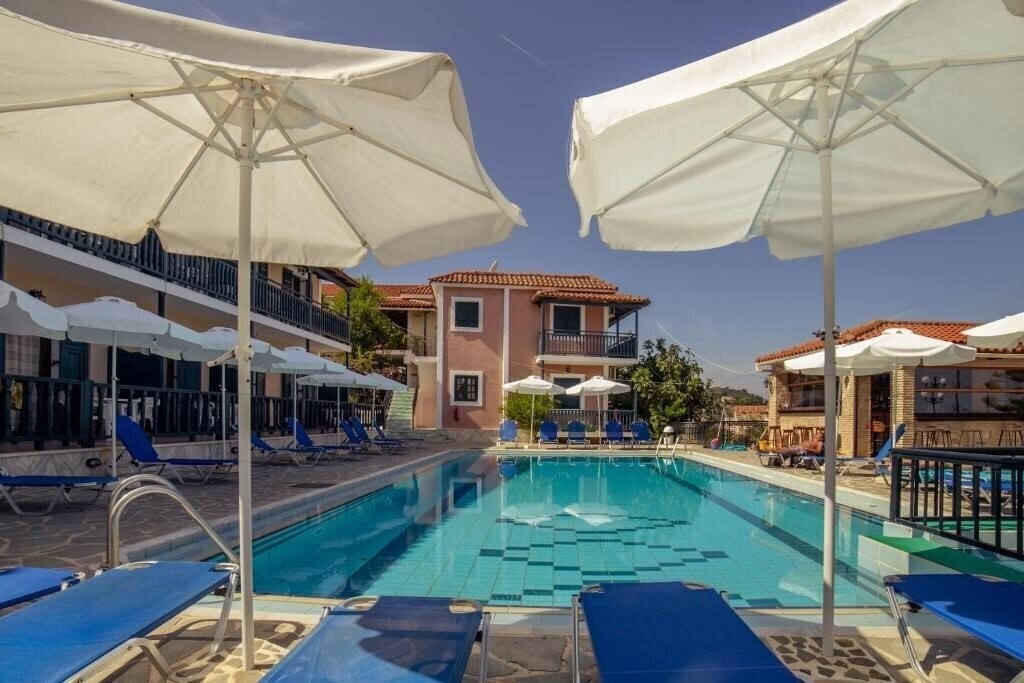 Фотография Krinas Aparthotel 3*