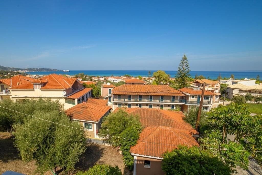 Картинка Krinas Aparthotel 3*