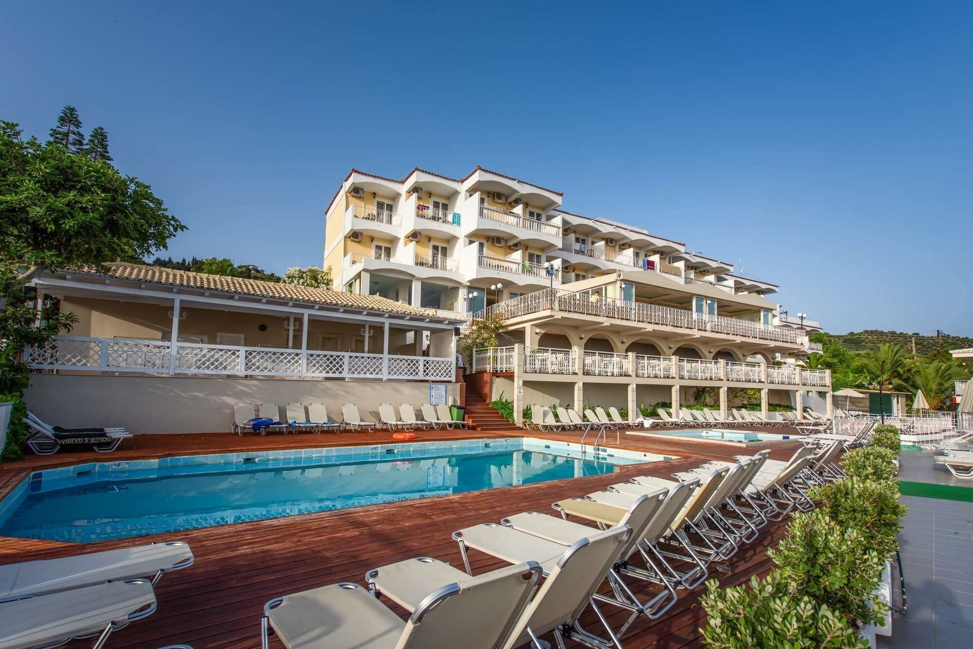 Отель Captains Hotel 3*