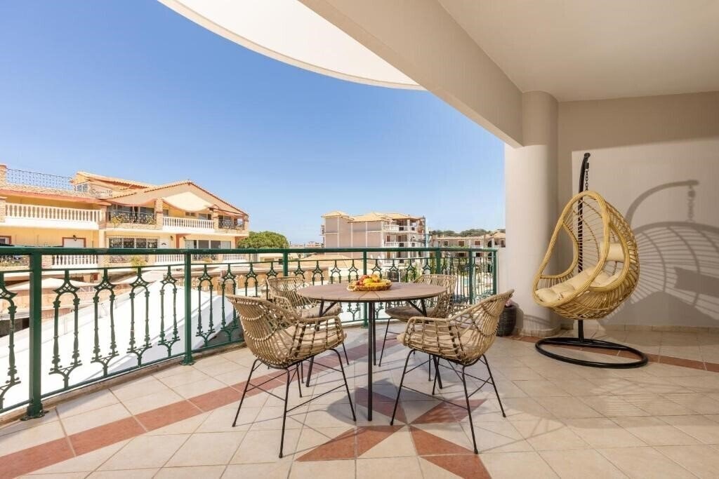 Картинка Koukos Loft Apartments апартаменты