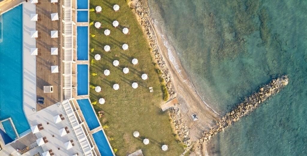 Отель Cavo Orient Beach Hotel & Suites (ex. Cepu Orient) 4*