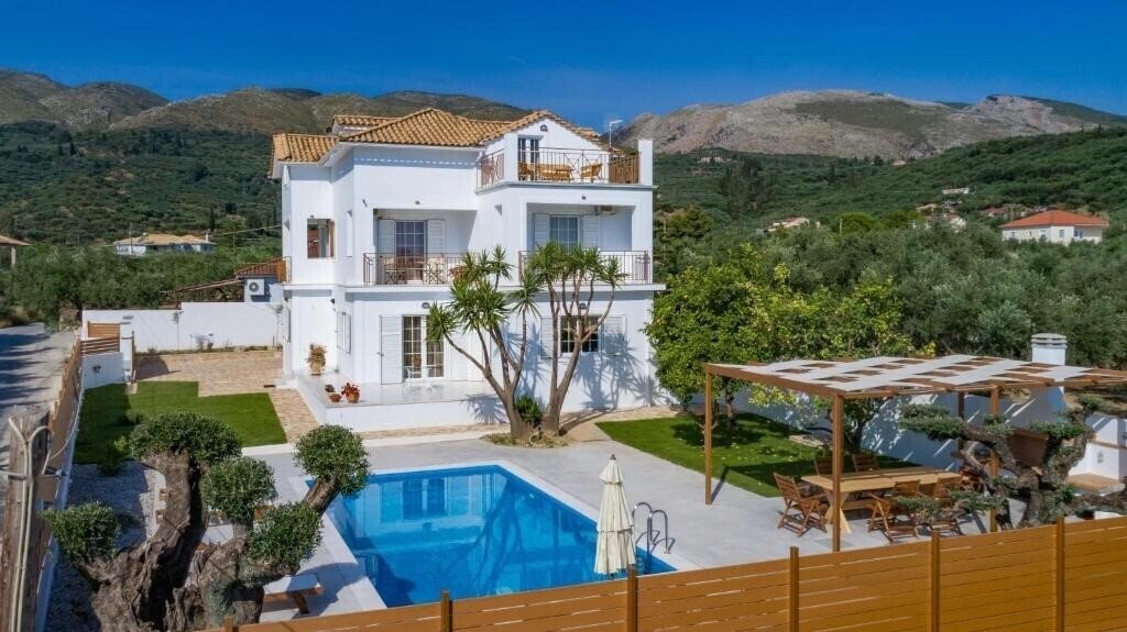 Изображение Villa Status 4*