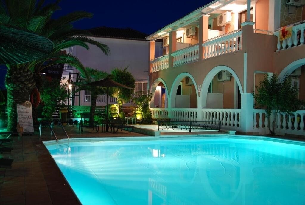 Изображение Laganas Beach Hotel 3*