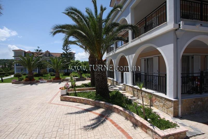 Отель Sofia-Yiota Studios & Apartments 3*