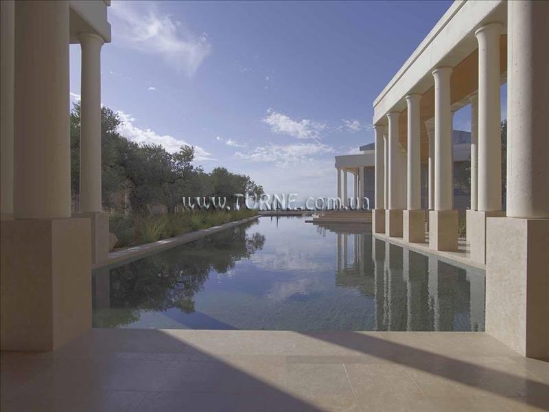 Отель Amanzoe Resort 5*