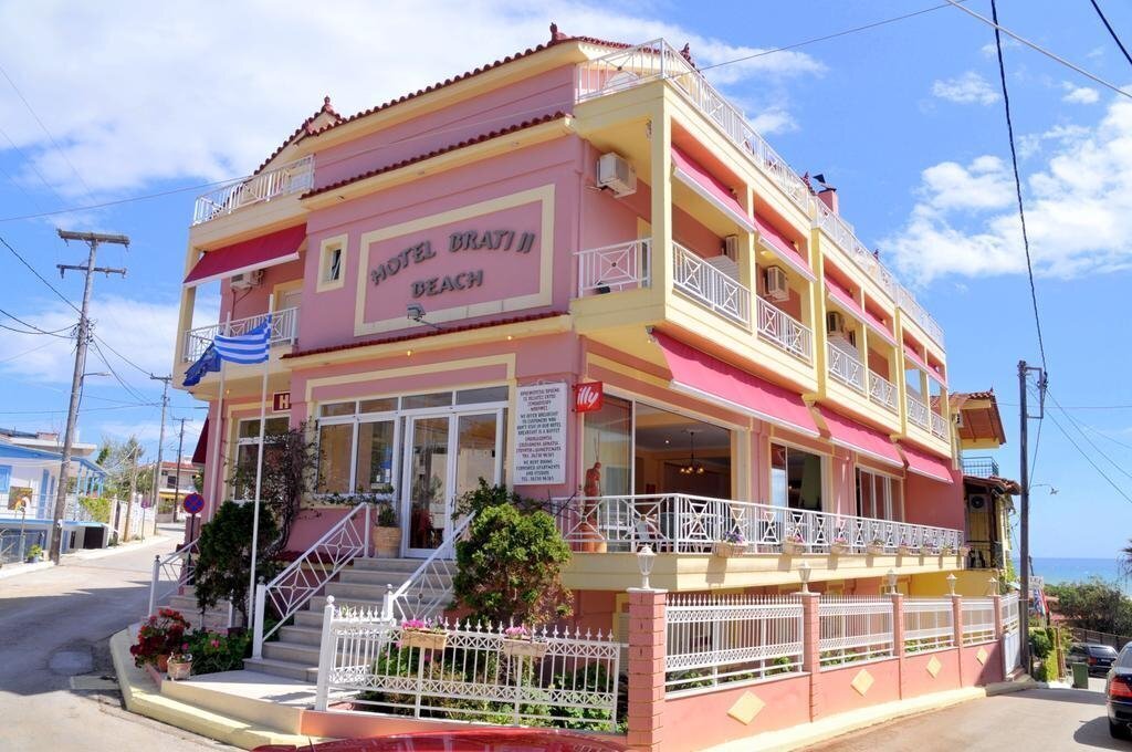Отель Brati II Beach Hotel 2*