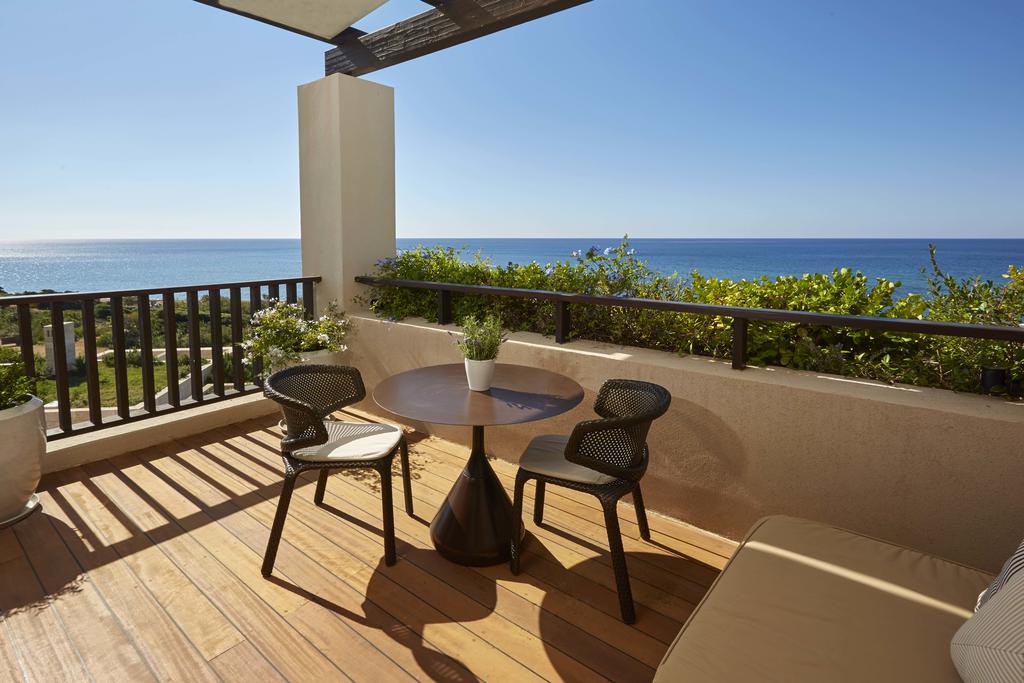 Фото Costa Navarino The Romanos 5*