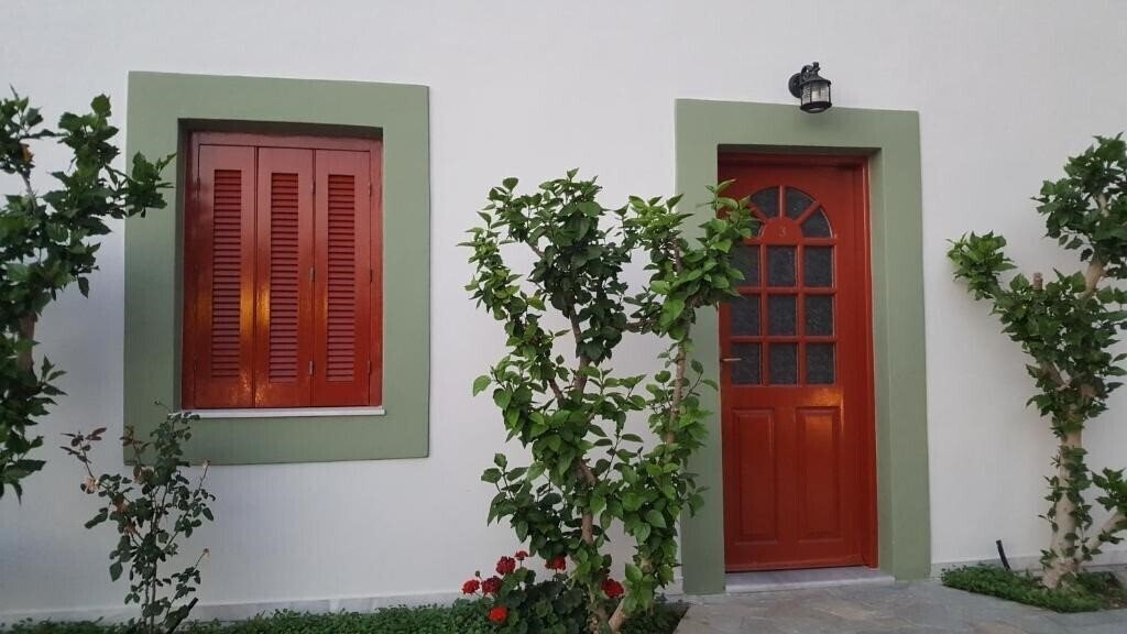 Картинка The Flower Of Monemvasia 3*