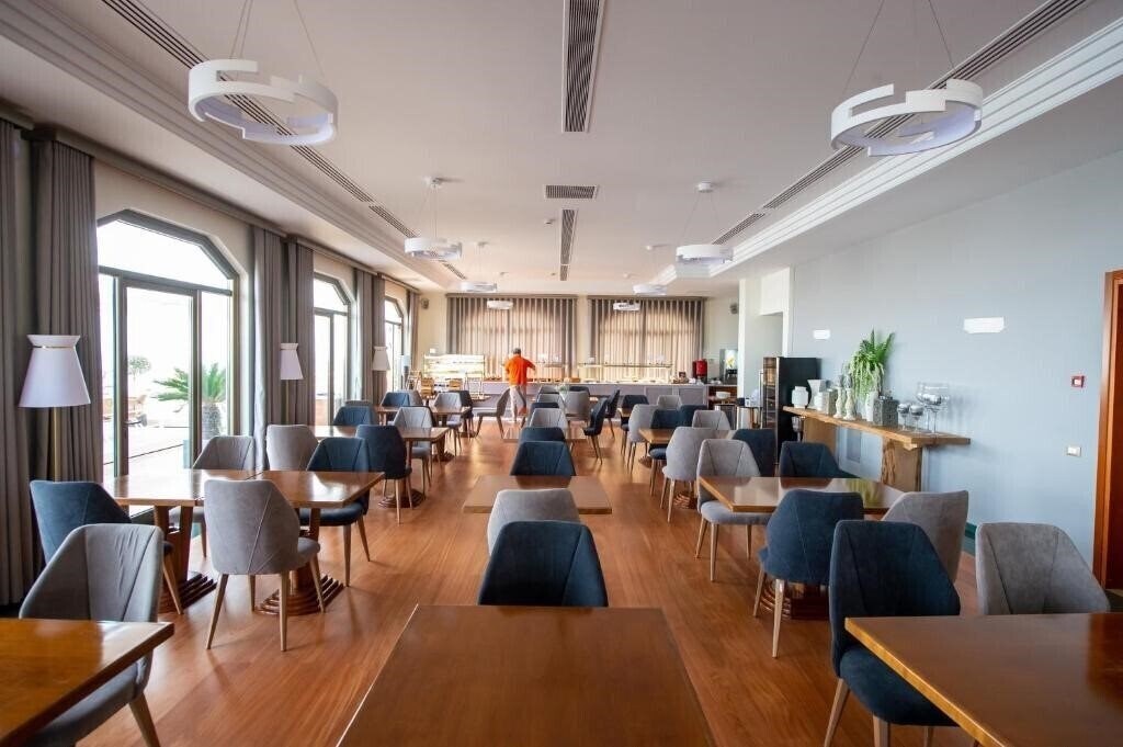 Фото My Way Hotel & Events (ex. Patras Palace Hotel) 4*