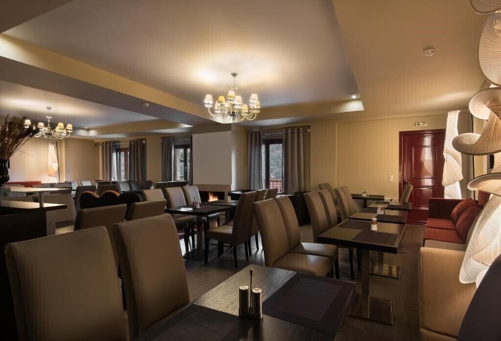 Изображение 4 Seasons Lagadia Hotel 3*