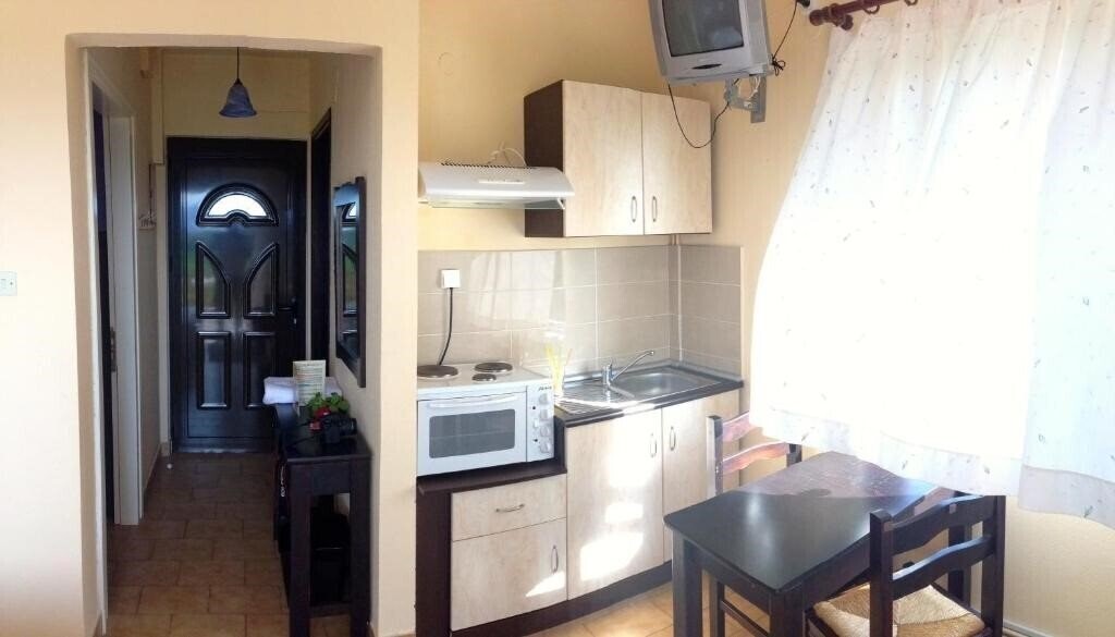 Фото Aenaon Hotel 3*