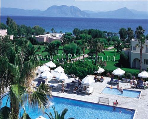 Отель Kalogria Hotel 3*