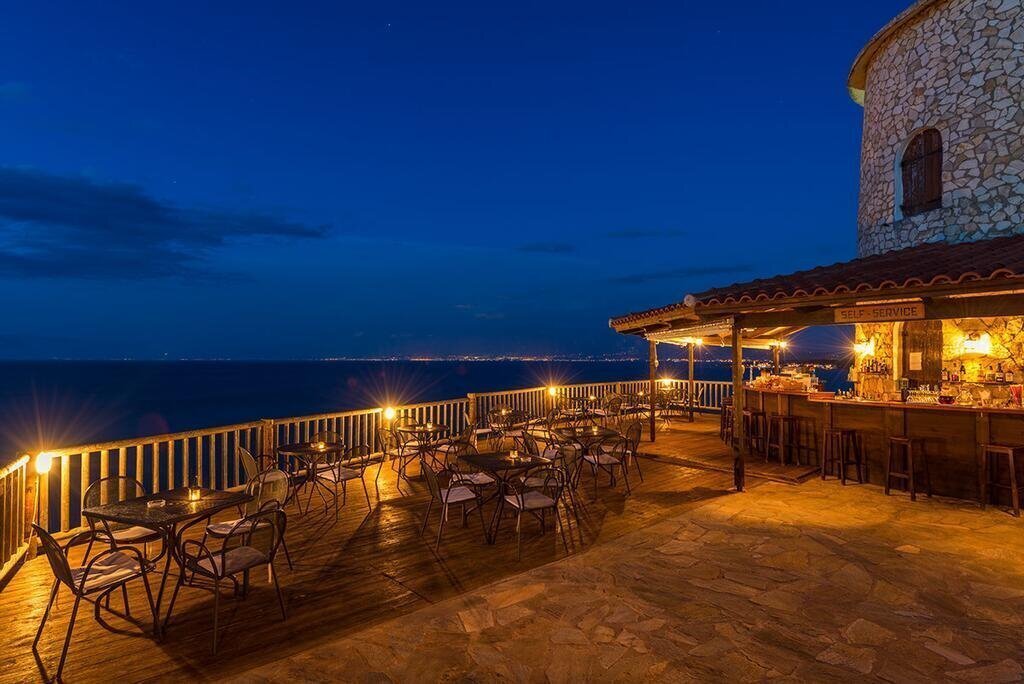 Отель Pavlina Beach Hotel 4*