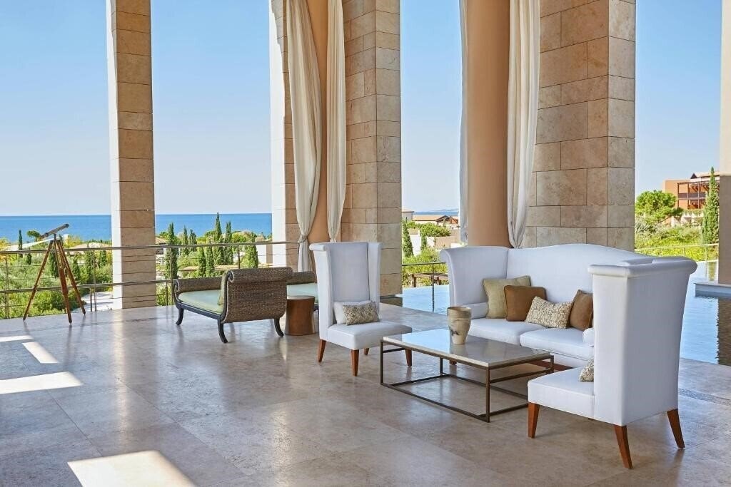 Изображение The Romanos, A Luxury Collection Resort 5*