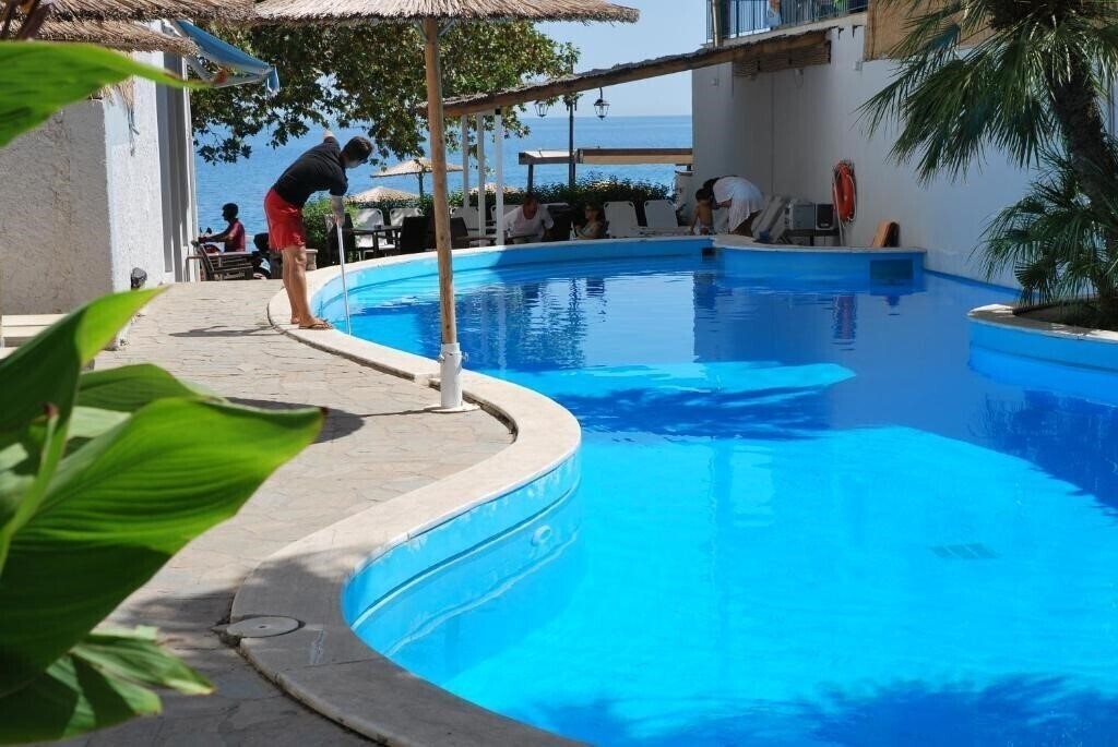 Отель Kanelli Hotel 3*