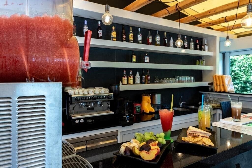 Картинка Anilio Plaza 4*