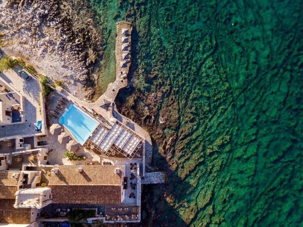 Отель Kyrimai Hotel 4*
