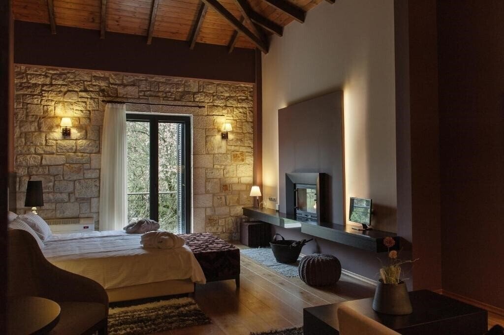 Фото Levidi Suites 4*
