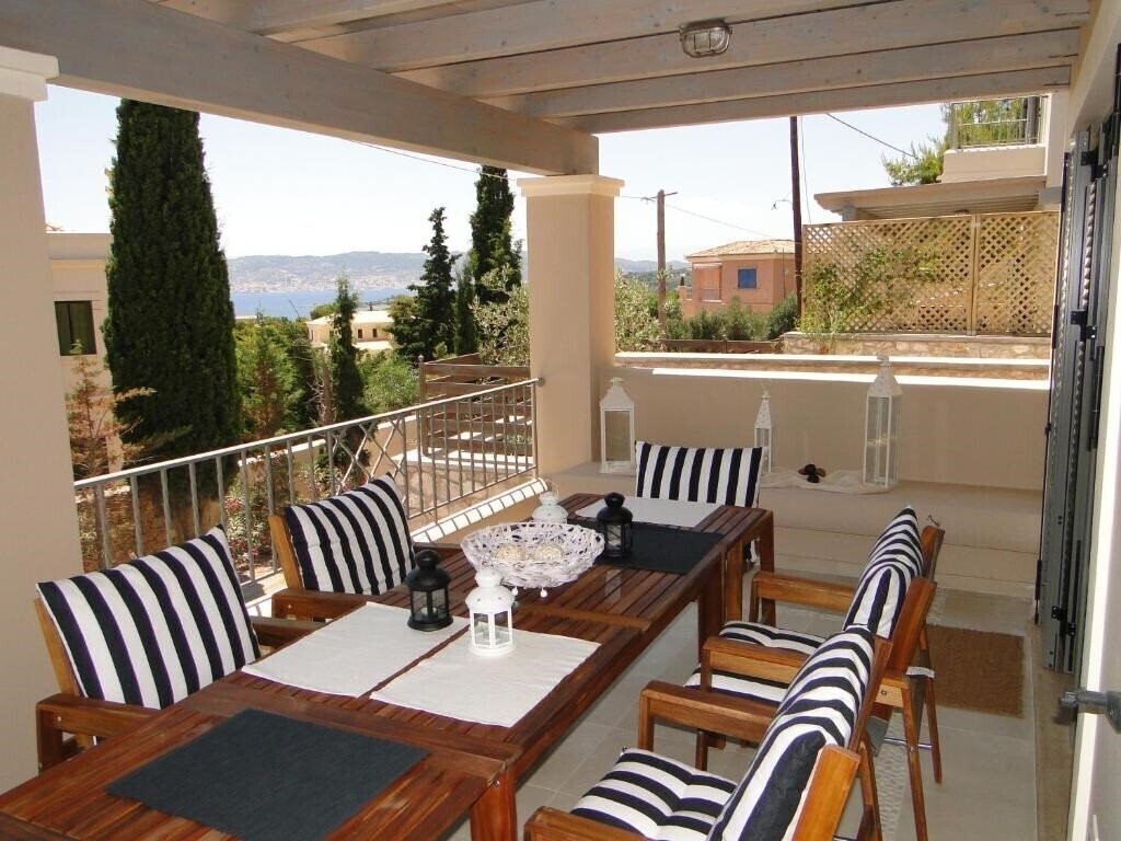 Отель Porto Heli Villas & Studios 3*