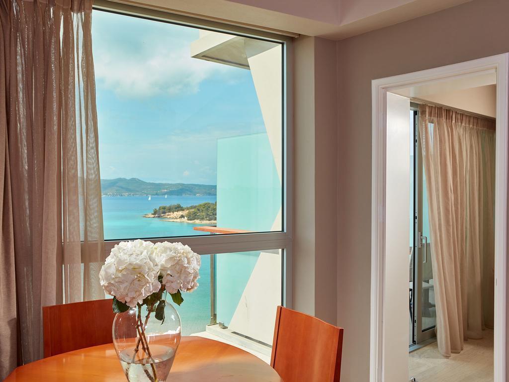 Картинка AKS Hinitsa Bay 4*